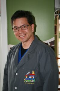 Dr. Kurt Halum, pediatric emergency dentist in Highland, in his dental office