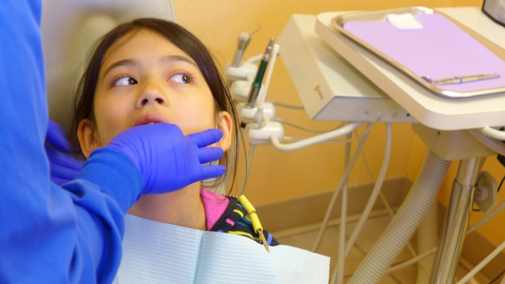 Dental sealants for kids in Highland